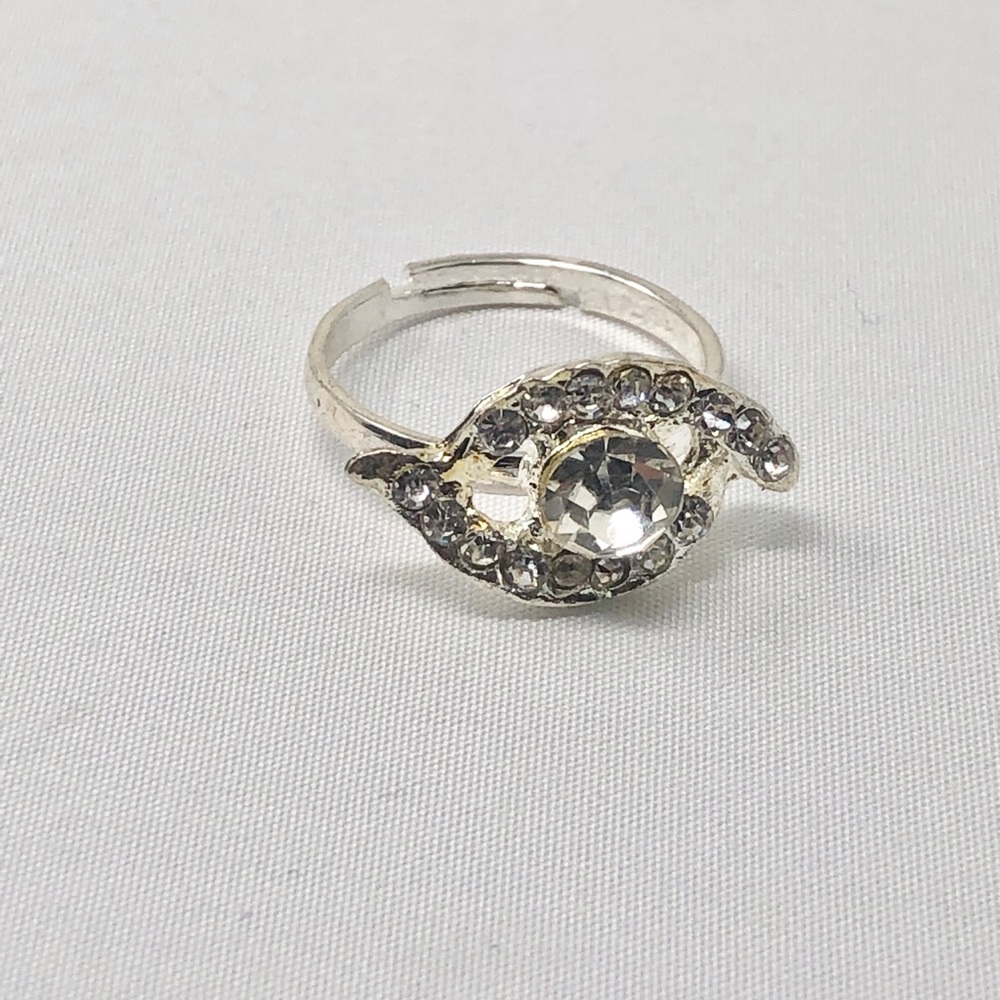 🎈5 for $35! Crystal Pinky Ring - Picture 2 of 6